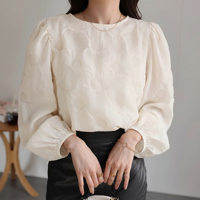 エンボスドットパフスリーブブラウス