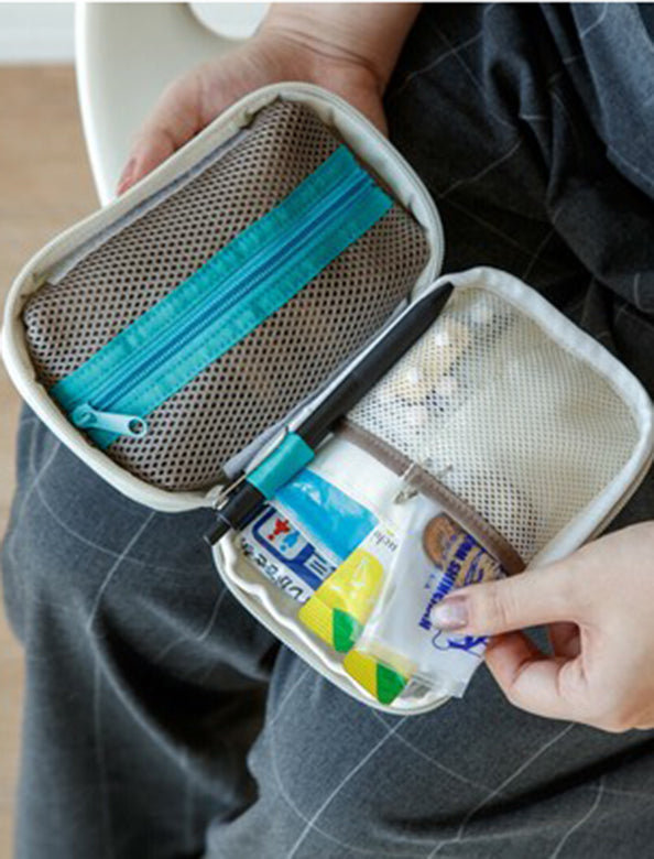 トラベル×防災グッズシリーズ】ガバッと開くA6ポーチ | Northmall