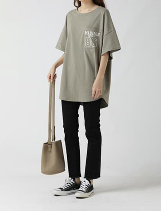 オーバーサイズロゴTシャツ