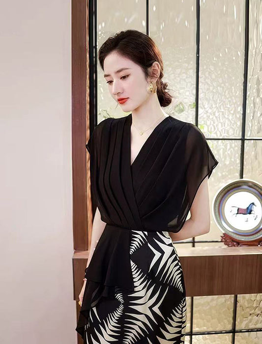 切替えデザインハイウエストワンピース