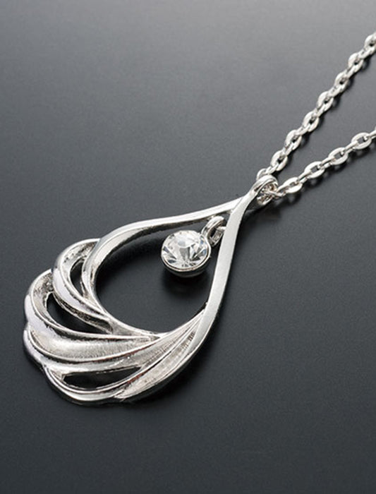 ネックレス付プリントブラウス