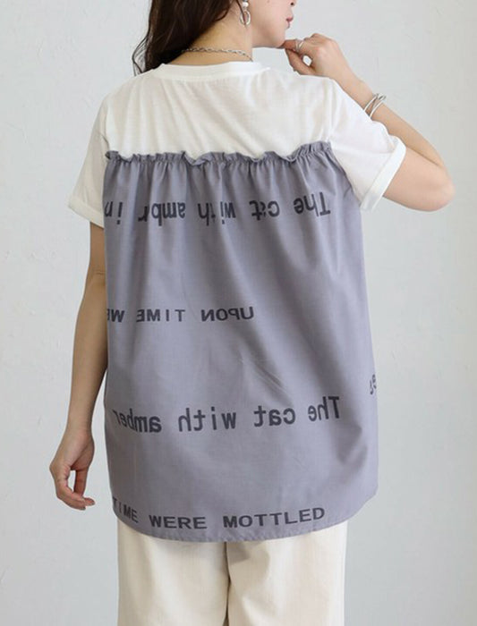 後ろ英字Tシャツ