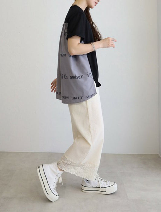 後ろ英字Tシャツ