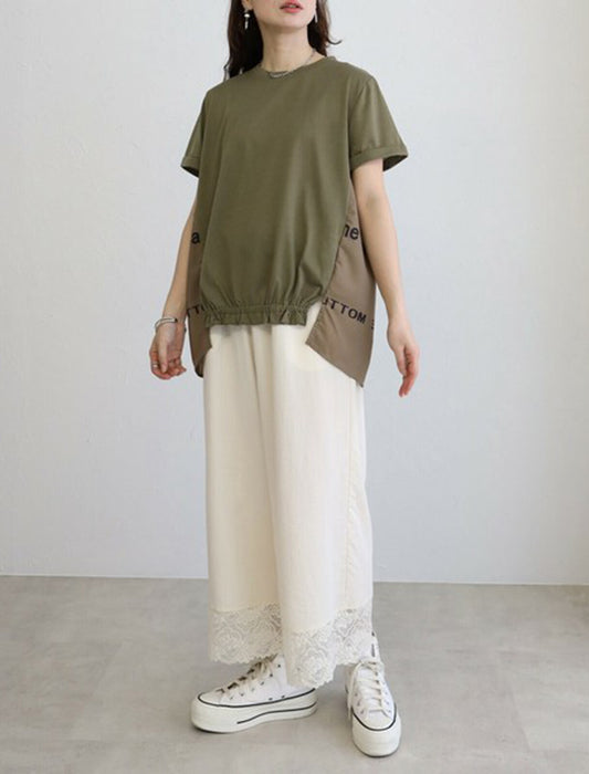 後ろ英字Tシャツ