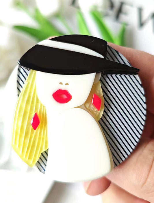 レトロレディのアートブローチ　