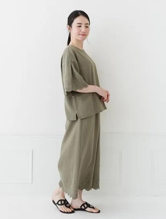 コットンリネン袖レースブラウス