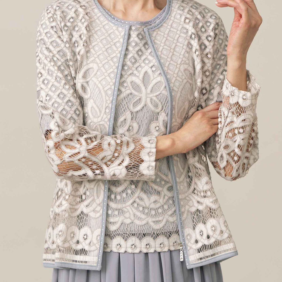 オットーコレクション　レースアンサンブル白M オットー OTTO ワンピース ミニ丈 長袖 ラウンドネック 無地 フリル M