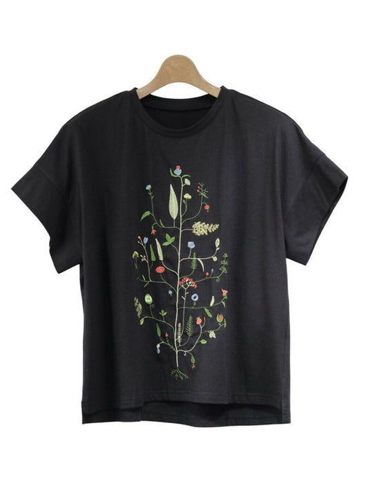 繊細な花柄刺繍カットソー