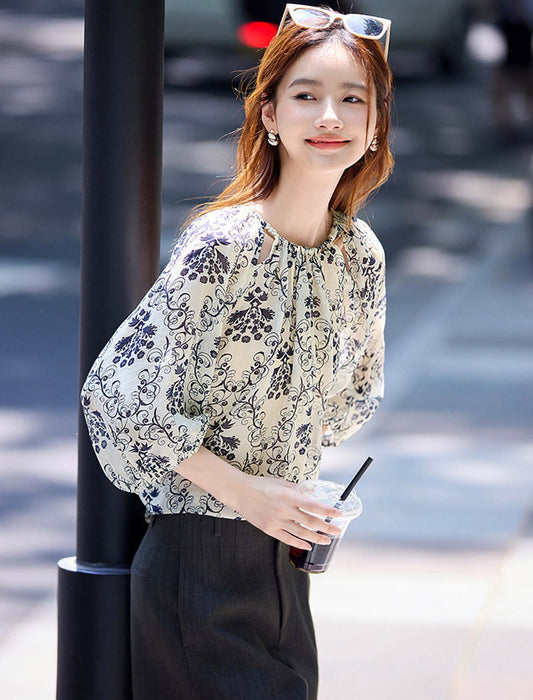 ラウンドネックプリントシャツ