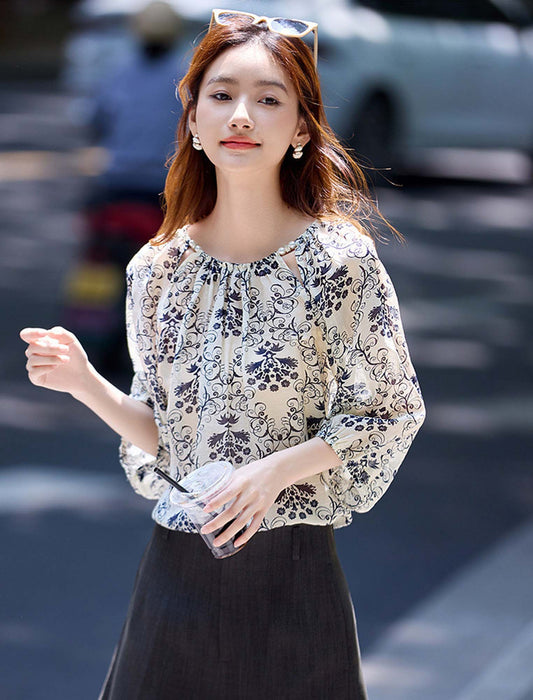 ラウンドネックプリントシャツ