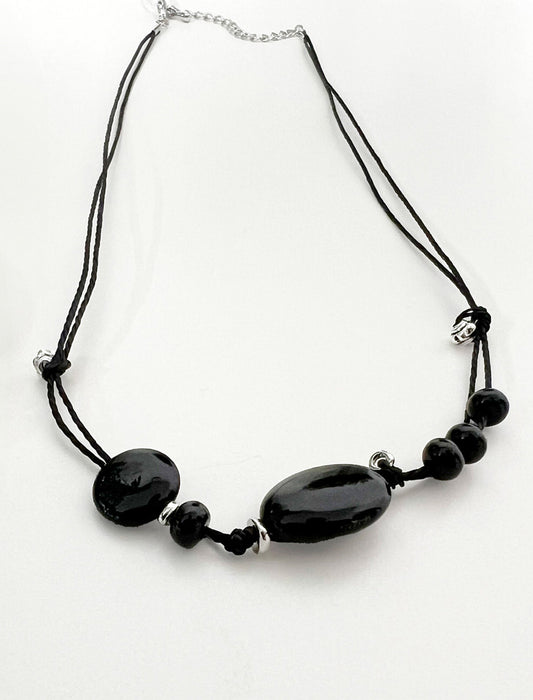 ストーンネックレス