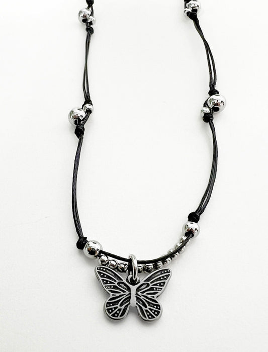 キュートなモチーフネックレス