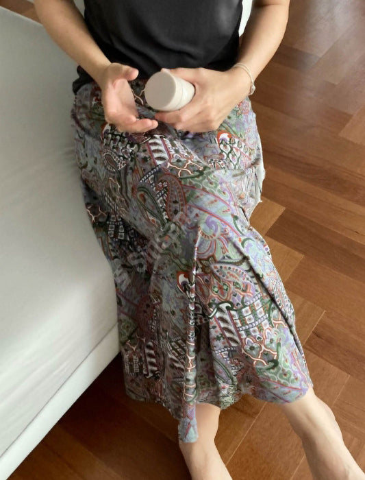 エスニック柄スカート