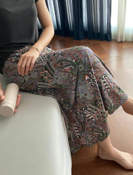 エスニック柄スカート