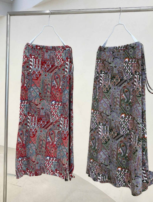 エスニック柄スカート