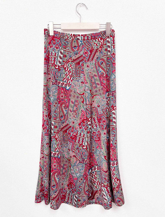 エスニック柄スカート