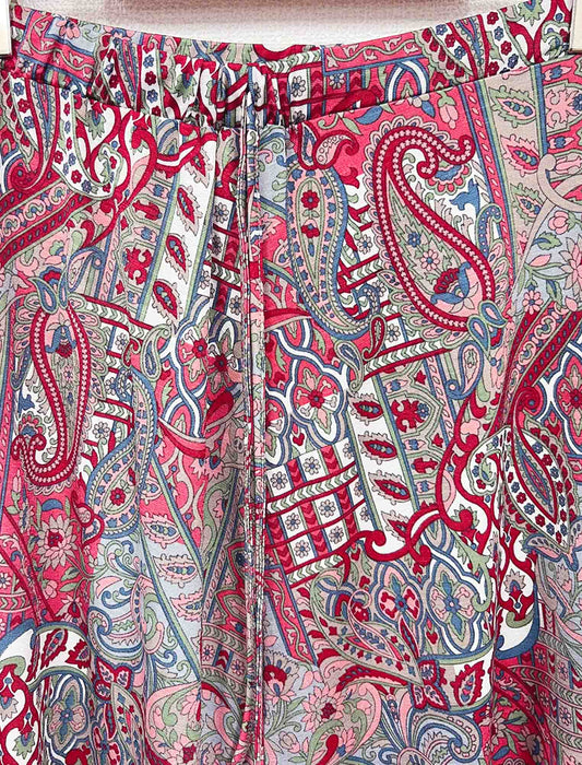 エスニック柄スカート