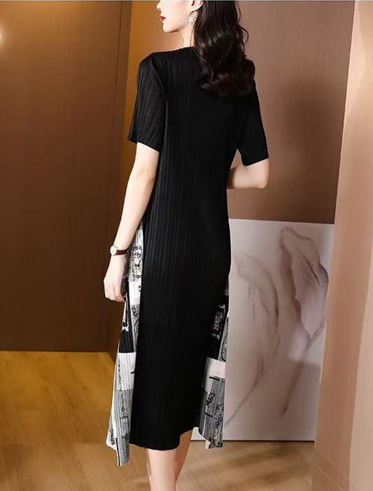 アシンメトリープリーツワンピース