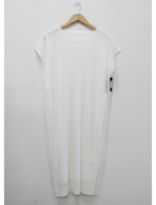 メッシュレース2枚重ねプリーツワンピース　