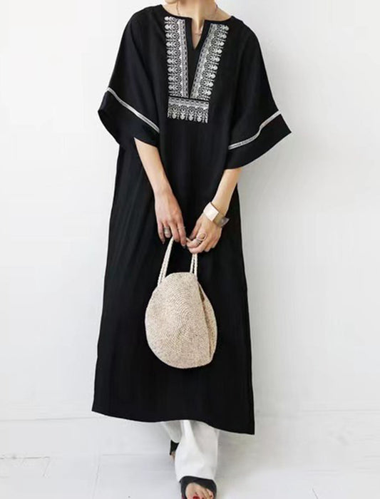 刺繍Vネックワンピース