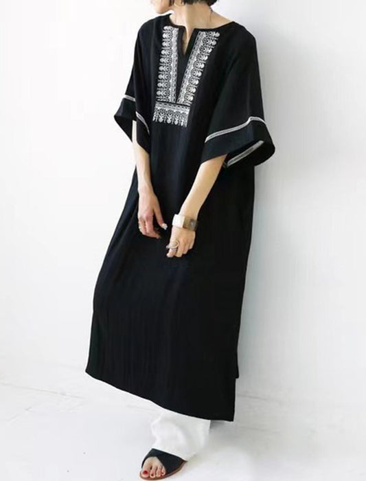 刺繍Vネックワンピース