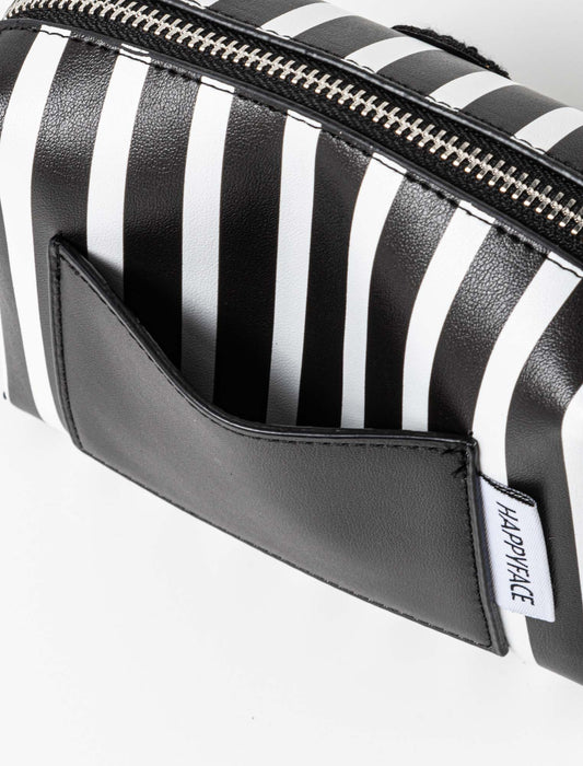 EMMAちゃん刺_PUレザーポーチ