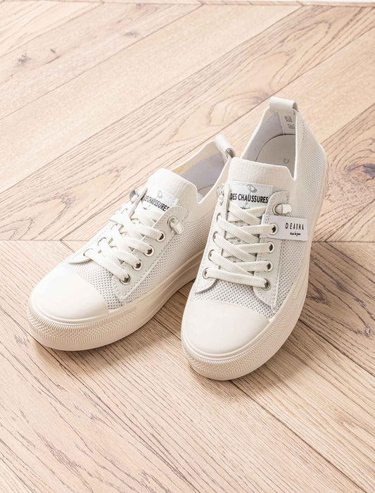 ニットスニーカー