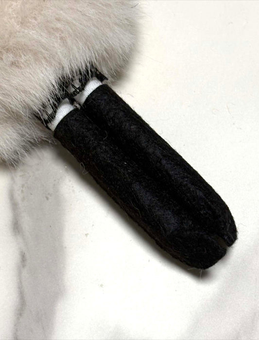 ポンポンスカートメガネちゃんチャーム