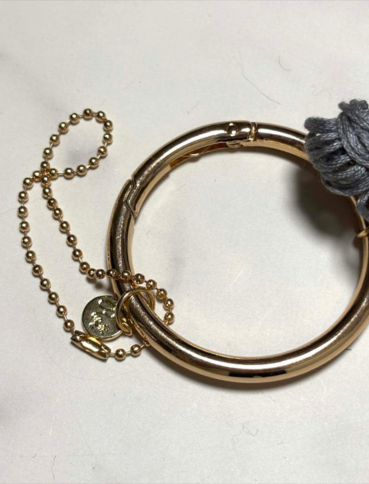 ポンポンスカートメガネちゃんチャーム