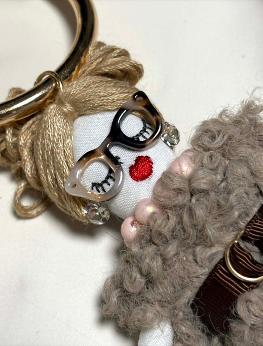 ポンポンスカートメガネちゃんチャーム