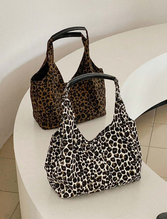大人のレオパードバッグ