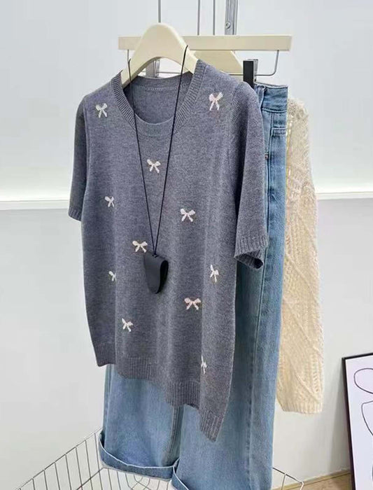 リボンモチーフ付きニット