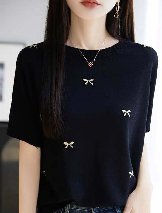 リボンモチーフ付きニット