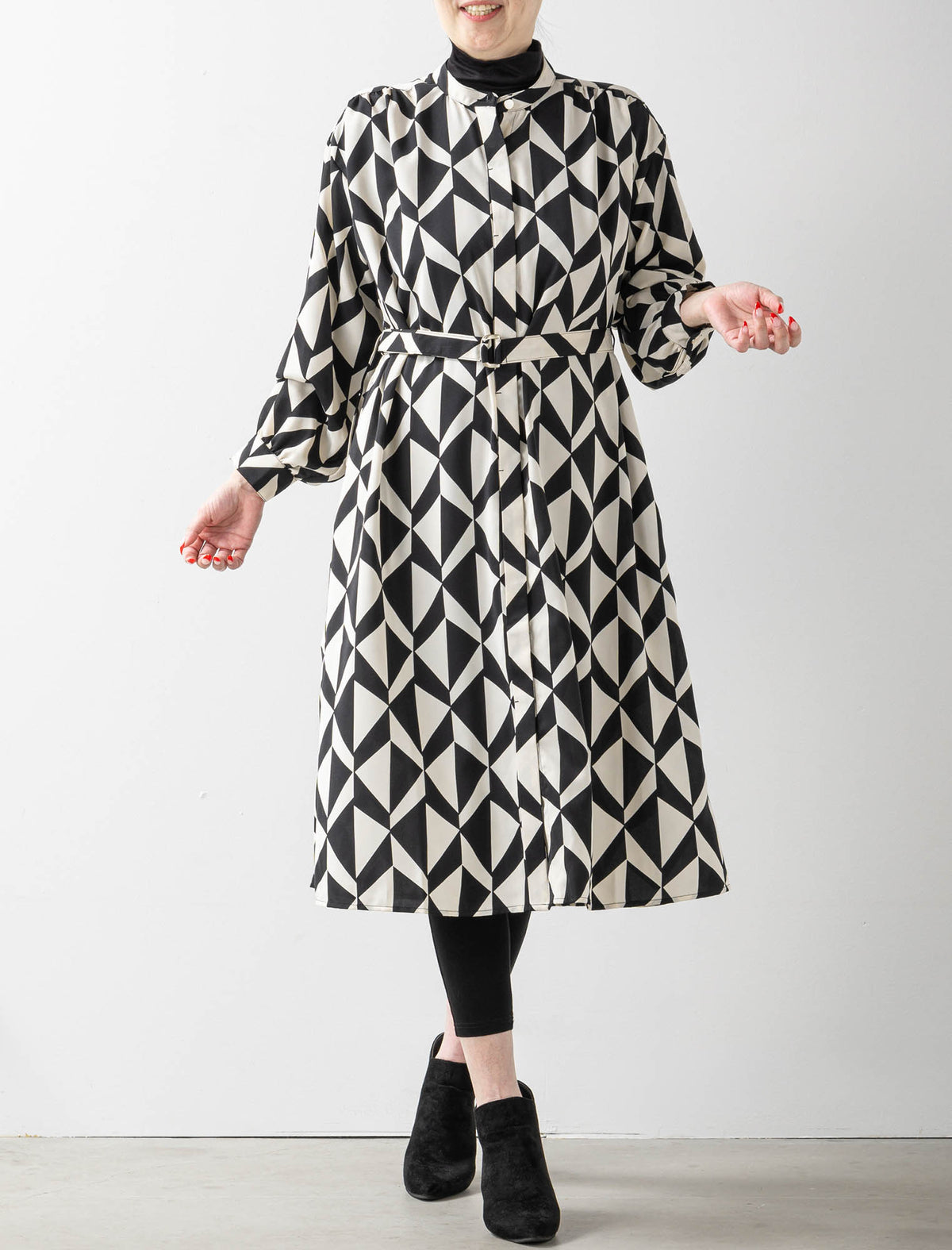 美品◆マックスマーラ ジオメトリック 総柄 ベルト付 ノースリ ワンピース 40 楽天市場】Sara mallika サラマリカ ワンピース 020541SK5