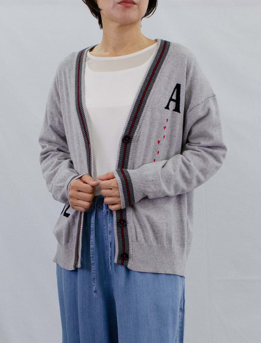Vネックロゴハートカーディガン