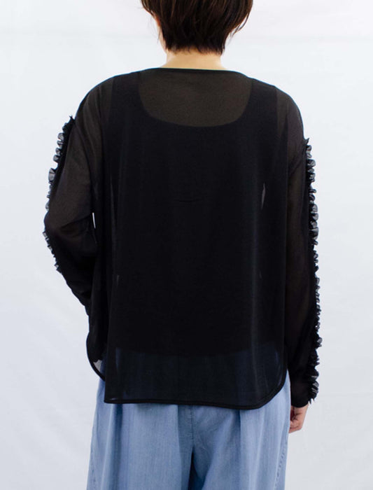 袖フリルカットソー