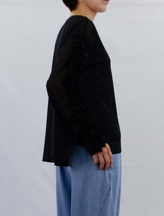 袖フリルカットソー