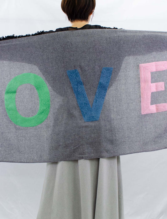 LOVEDカラフルロゴストール