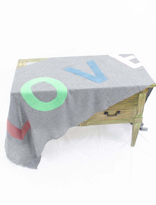 LOVEDカラフルロゴストール | Northmall（ノースモール）暮らし