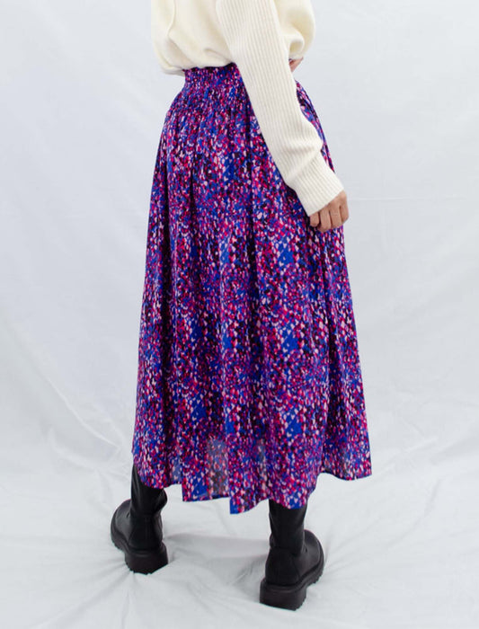 ペイント柄スカート