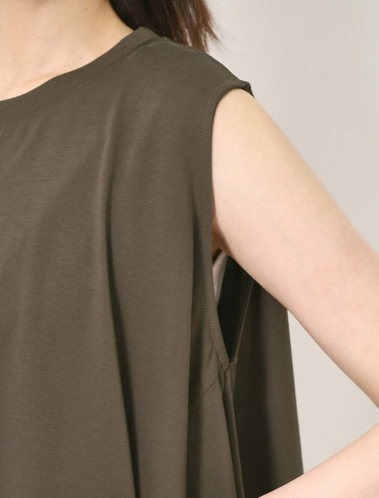 サーキュラー型トップス