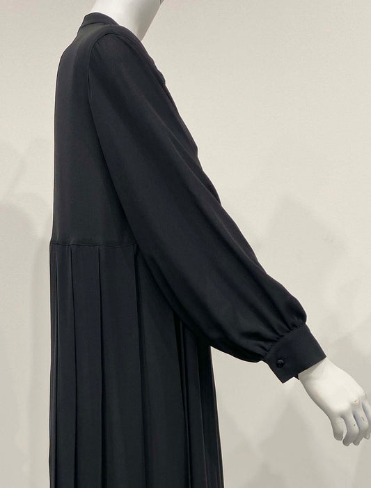 ＜SPECCHIO＞サイドプリーツバンドカラー