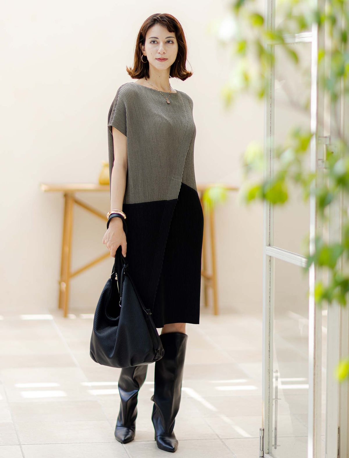 定価6万円相当！SPECCHIO♡プリーツノースリーブワンピース 定価6万円相当！SPECCHIO♡プリーツノースリーブワンピース 定価