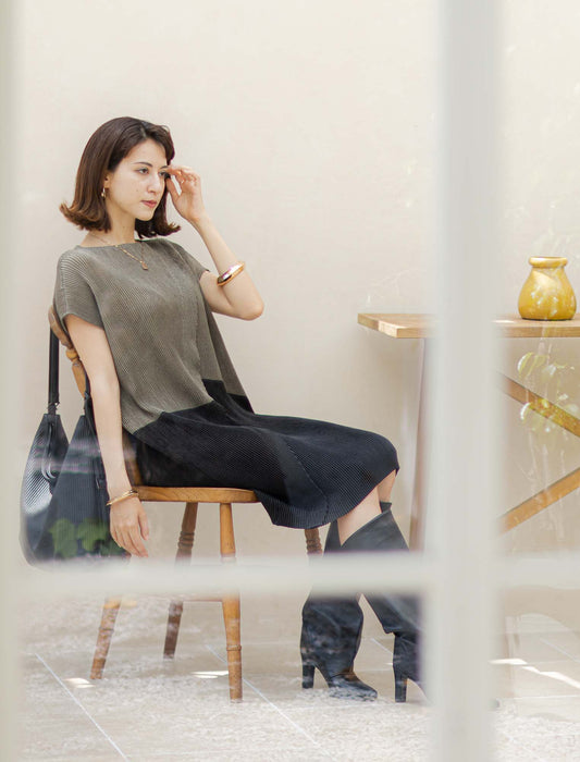 ＜SPECCHIO＞シャトルプリーツバイカラーワンピース　