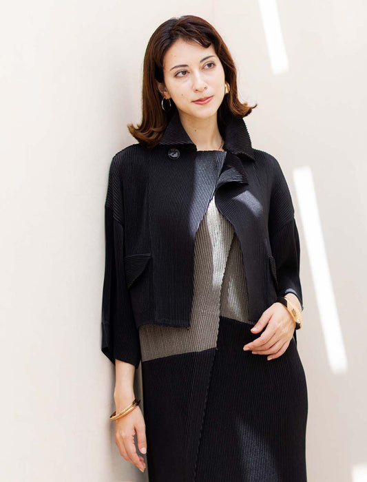 ＜SPECCHIO＞シャトルプリーツクロップドジャケット