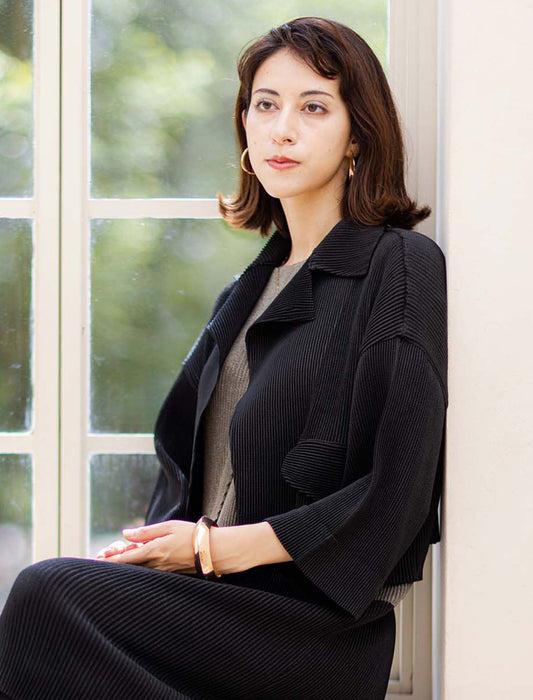 ＜SPECCHIO＞シャトルプリーツクロップドジャケット