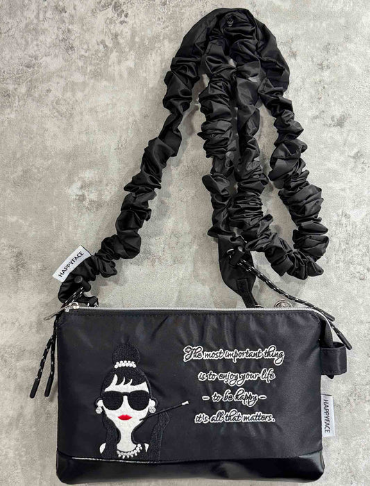 ＜HAPPYFACE＞ムービー柄3室クシュクシュショルダー