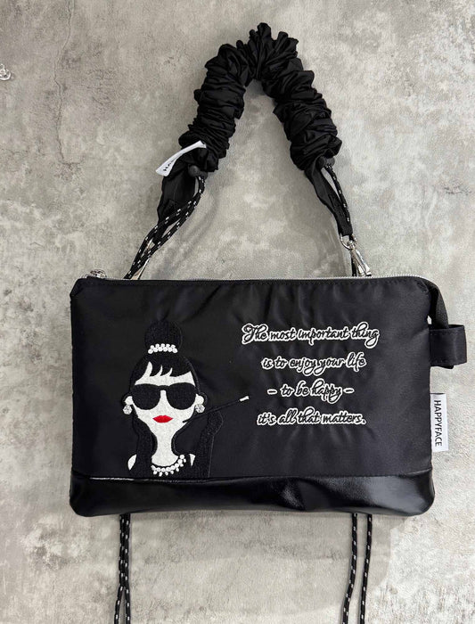 ＜HAPPYFACE＞ムービー柄3室クシュクシュショルダー