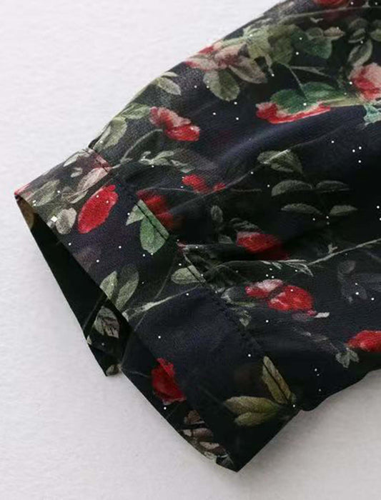 ローズプリントラメ入りブラウス