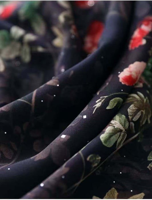 ローズプリントラメ入りブラウス